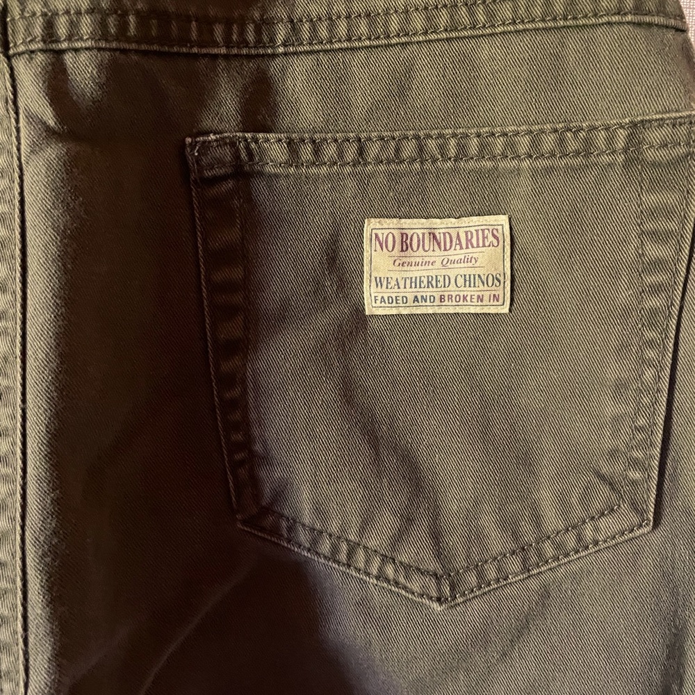 Vintage No Boundaries Overall Shorts!